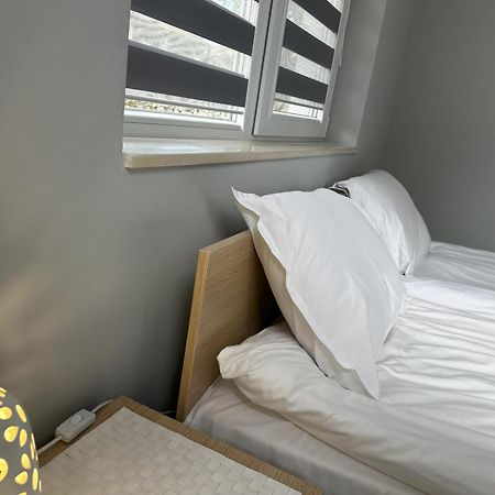 Saint Maria Guest House فيلينغراد المظهر الخارجي الصورة