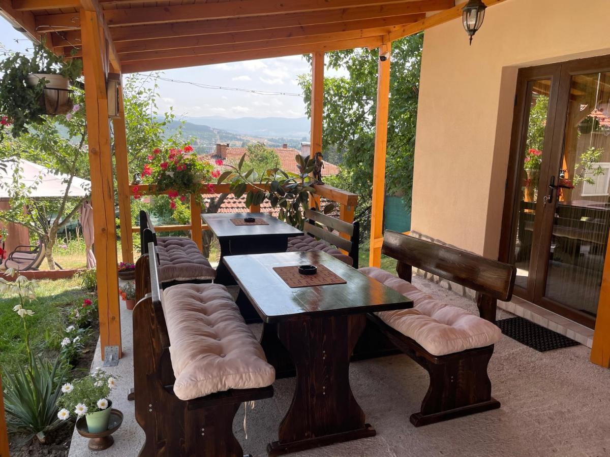 Saint Maria Guest House فيلينغراد المظهر الخارجي الصورة