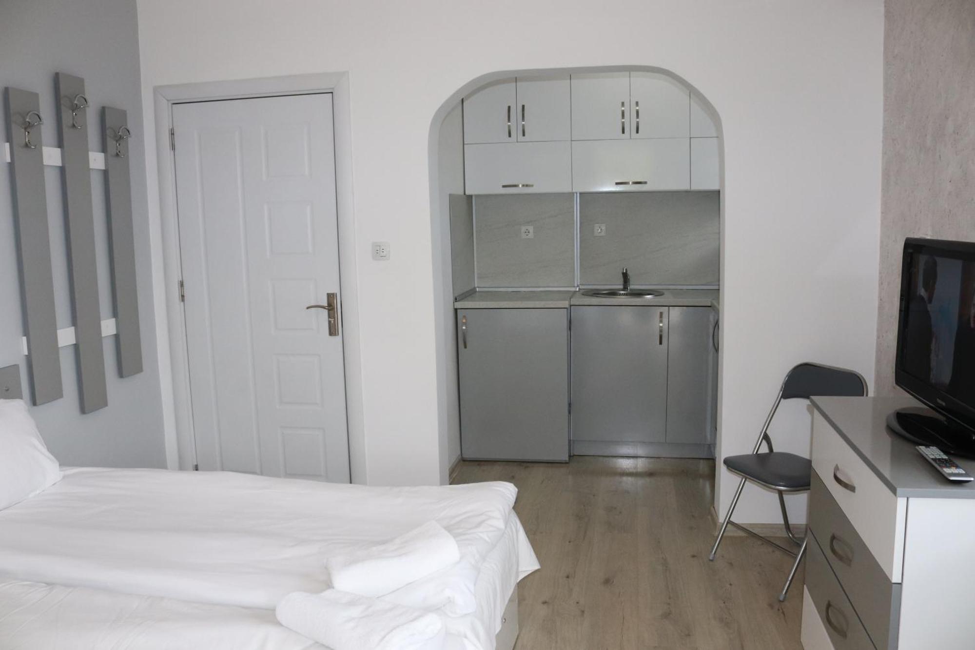 Saint Maria Guest House فيلينغراد المظهر الخارجي الصورة